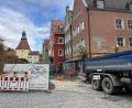 Bild: mcl
Absperrgitter, Bagger und Bauschutt bestimmen seit Montag, 6. Oktober, das Bild am Unteren Markt.