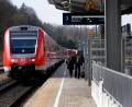 Symbolbild: Stephan Huber
Ab dem kommenden Jahr wird die Bahnstrecke zwischen Nürnberg und Regensburg saniert. Dafür wird die Umleitung über Neukirchen (im Bild), Amberg und Schwandorf verstärkt.