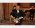 Bild: kro
Mit lautem Trommelgewirr betrat Roman Knižka die gut gefüllte Christuskirche in Mitterteich.