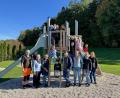 Bild: Tobias Reitmeier
Der neue Spielplatz in Pretzabruck wurde feierlich eröffnet. Die Karl-Knab-Stiftung finanzierte die Spielgeräte.