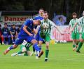 Bild: war
Der SV Etzenricht haut sich in der aktuellen Landesliga-Saison voll rein. Seit 16 Wochen ist man auf heimischen Rasen ungeschlagen, dies soll auch gegen den Tabellenzweiten TSV Seebach so bleiben.