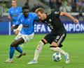 Bild: Peter Kneffel/dpa
Bayern-Torjäger Harry Kane (r.) - hier in der Champions League auf Zypern - ist in einer Ausnahme-Form.
