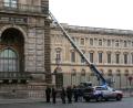 Bild: Dimitar Dilkoff/AFP/dpa
Auf das Pariser Museum Louvre ist ein Raubüberfall verübt worden. (Archivbild)