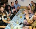 Bild: do
Wenn die Stadtkapelle zum traditionellen Oktoberfest einlädt, kommen die Besuchermassen. Der Blasmusiksound der Truppe ist ansteckend und befördert viele Bierseelen in den siebten Musikhimmel.