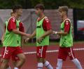 Bild: mhs
Ben Kippes (Zweiter von links/beim Hinspiel, gegen den 1. FC Nürnberg). Der Neustädter fällt bei der U19 des SSV Jahn noch verletzt aus.