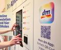 Bild: Uli Deck/dpa
An mehr als 1.800 Abholstationen in Deutschland können Kundinnen und Kunden Waren abholen. (Archivbild)