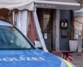 Archivbild: Armin Weigel/dpa
Der Champagner-Fall in einem Weidener Restaurant machte im Februar 2022 bundesweit Schlagzeilen. Acht Menschen erlitten durch eine mit Ecstasy versetzte Champagnerflasche schwere Vergiftungen, ein 52-jähriger Mann starb. Am 4. Dezember beginnt nun der Prozess gegen einen 46-jährigen Mann aus den Niederlanden am Landgericht Weiden.
