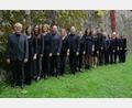 Bild: Matthias Märkl/exb
Das Vokalensemble Auftakt singt ein Programm über Tod und Teufel.