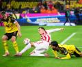Bild: Bernd Thissen/dpa
Said El Mala (M) stellte die BVB-Defensive immer wieder vor Probleme.