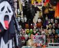 Bild: Ng Han Guan/AP/dpa
Horrorfilme - zu Halloween wird wieder so richtig gegruselt.
