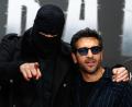 Bild: Christophe Gateau/dpa
Der Rapper Haftbefehl (links) ist ein Fan großer Posen - hier bei der einer Vorführung zu seiner Dokumentation gemeinsam mit Elyas M'Barek. (Archivfoto)