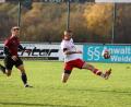 Bild: Dieter Jäschke
Das war das Tor zum 1:0-Sieg der SpVgg Trabitz gegen den Eschenbach: Manuel Stemmer (rechts) erzielt den Treffer, SC-Spieler Marcel Oehrlein kommt zu spät.