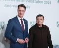 Bild: Oliver Berg/dpa-Pool/dpa
Foto-Kunststar Andreas Gursky (70) hat den NRW-Staatspreis erhalten.