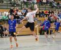 Archivbild: ref
Valentin Weigl (Mitte) vollendet gegen die HG Eckental einen Konter. Am kommenden Wochenende geht es für die Sulzbacher Handballer gegen die TS Herzogenaurach.
