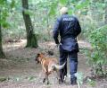 Archivbild: Bodo Marks/dpa
Mit großen Suchaktionen hatte die Polizei etwa im Altonaer Volkspark in Hamburg nach der vermissten Hilal gesucht.