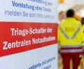 Bild: Daniel Karmann/dpa
In manchen Notsituationen müssen Ärzte entscheiden, wer zuerst behandelt wird. (Archivbild)