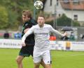 Archivbild: Hubert Ziegler
Gegen den FC Vorwärts Röslau durfte Vinzenz Stemp (links) bereits einige Minuten in der Landesliga sammeln.