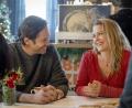 Bild: Amanda Matlovich/ Netflix/dpa
Oliver Hudson als Everett und Alicia Silverstone als Kate im neuen Netflix-Weihnachtsfilm „A Merry Little Ex-Mas“. (Start am 12. November)