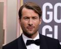 Bild: Jordan Strauss/Invision/AP/dpa
Glen Powell ist nicht der typische Action-Held (Archivbild)