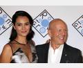 Bild: picture alliance / Nancy Kaszerman/ZUMA Wire/dpa
Bruce Willis und Emma Heming Willis sind seit 2009 miteinander verheiratet. (Archiv)