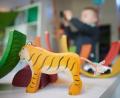 Symbolbild: Bernd Thissen/dpa
Die Kinder, die im katholischen Kindergarten in Floß betreut werden, sind vorübergehend ins örtliche Pfarrheim gezogen. Ihr Spielzeug haben sie natürlich mitgenommen.