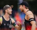 Bild: Marius Becker/dpa
Nils Ehlers (r) und Clemens Wickler stehen m WM-Viertelfinale.