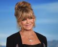 Bild: Richard Shotwell/Invision/AP/dpa
Goldie Hawn hält sich mit Trampolinspringen fit. (Archivbild)