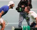 Bild: Luca Bruno/AP/dpa
Matteo Berrettini (l) sorgte für Italiens Führung im Davis-Cup-Finale