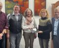 Bild: Stadt Windischeschenbach
3280 Euro überreichten (von links) Armin Karwath, Peter und Albertine Hausner an Petra Käs und Bürgermeister Karlheinz Budnik für das Windischeschenbacher Hilfsprojekt "Bürger helfen Bürgern".