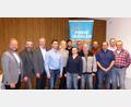 Bild: jp
Landtagsabgeordneter Bernd Heinisch, Elmar Halk (Birgland) und Generalsekretär Hans-Martin Grötsch (von links) gratulieren dem neuen FW-Ortsverband Kastl mit Vorsitzendem Johannes Schwarzfischer, Ute Kemmling, Simon Fromm, Marina Kopp, Jürgen Kilian, Tobias Bauer, Markus Fink, Robert Heigl, Michael Schraml und Klaus Lautenschlager.