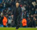 Bild: Dave Thompson/AP/dpa
Hat sich gegen Bayer Leverkusen verzockt: Manchester Citys Cheftrainer Pep Guardiola.