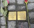 Bild: Jona Lang
Auf den Stolpersteinen stehen die Namen der jüdischen Frauen und Männer aus Weiden, die in der Zeit des Nationalsozialismus deportiert und ermordet wurden.
