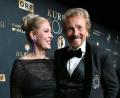 Bild: Barbara Gindl/APA/dpa
Thomas Gottschalk kam mit seiner Ehefrau Karina zur Romy-Vergabe.