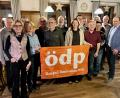 Bild: Klaus Mrasek
Das Foto zeigt die bei Aufstellungsversammlung anwesenden Kandidaten der ÖDP für den Kreistag.