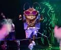 Bild: Rolf Vennenbernd/dpa
Die Stinkwanze „Dude“ ist bei der ProSieben-Show „The Masked Singer“ raus. (Archivbild)
