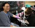 Bild: sne
Mit 62 Jahren wagte sich Manuela Haring erstmals auf eine Tattoo-Convention.