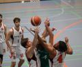 Bild: Dieter Jäschke
Die Basketballer der DJK Neustadt/WN (weiße Trikots) unterlagen in der heimischen Halle den Gästen aus Baunach mit 51:74.