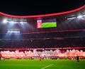 Bild: Tom Weller/dpa
Fans auf beiden Seiten zündeten beim Spiel in der Allianz Arena Pyrotechnik.