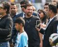 Bild: Bikas Das/AP/dpa
Fußball-Star Lionel Messi ist in Indien unterwegs.
