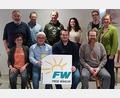 Bild: Rupert Seitz
Das Foto zeigt die Kandidaten der Freien Wählergemeinschaft, FWG im Haberland. Vorne von links Gemeinderätin Gertraud Mois (Listenplatz 2), Gemeinderat und Ortsvorsitzendem Rupert Seitz, Listenplatz 1, Michael Busl (Listenplatz 4) und Michael Strobel (Listenplatz 3) zusammen mit der Vorsitzenden des FW Kreisverbandes Gabriela Bäumler (rechts).