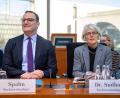 Bild: Soeren Stache/dpa
Corona-Aufarbeitung im Bundestag: Jens Spahn und die frühere Sonderermittlerin Margaretha Sudhof.