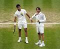 Bild: Andrew Matthews/PA Wire/dpa
Tennisstar Carlos Alcaraz (l) und Trainer Juan Carlos Ferrero beenden ihre erfolgreiche Zusammenarbeit. (Archivbild)