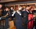 Bild: jr
Zwei Weihnachtskonzerte des Otto-Hahn-Gymnasiums in Marktredwitz begeisterten an zwei Abenden fast 1200 Besucher in der Aula der Schule. Hier die Big Band.