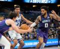 Bild: John Raoux/AP/dpa
Tristan da Silva und die Orlando Magic hatten gegen die Charlotte Hornets das Nachsehen.