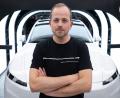 Bild: Sebastian Gollnow/dpa
Der Werksleiter der Tesla-Fabrik in Grünheide, André Thierig, äußert sich zur Entlohnung. (Archivbild)