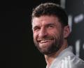 Bild: Darryl Dyck/Canadian Press via ZUMA Press/dpa
Thomas Müller glaubt an eine auch international sehr erfolgreiche Saison des FC Bayern. (Archivbild)