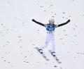 Bild: Barbara Gindl/APA/dpa
Nika Prevc ist derzeit die überragende Skispringerin. (Archivbild)