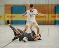 Bild: Philipp Ponader
Der SV Schwarzhofen (weißes Trikot) und der FC OVI-Teunz trafen bereits bei der Futsal-Kreismeisterschaft im Kreis Cham/Schwandorf in der Gruppenphase aufeinander. Dabei behielt Schwarzhofen mit 1:0 die Oberhand. Bei der Bezirksmeisterschaft sind beide Teams erneut Vorrundengegner.