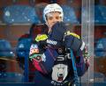 Bild: Soeren Stache/dpa
Nationalspieler Kai Wissmann verliert seine Saisonpremiere mit den Eisbären. (Archivbild)