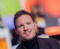 Bild: Rolf Vennenbernd/dpa
Geht mit seinen Spielern auf Weltranglisten-Platz 10 ins WM-Jahr: Julian Nagelsman. (Archivbild)